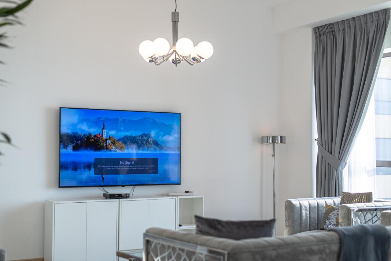 Ferienwohnung Marco Polo - Marvelous & Luxurious Apt With Dubai Eye & Sea View Exterior foto